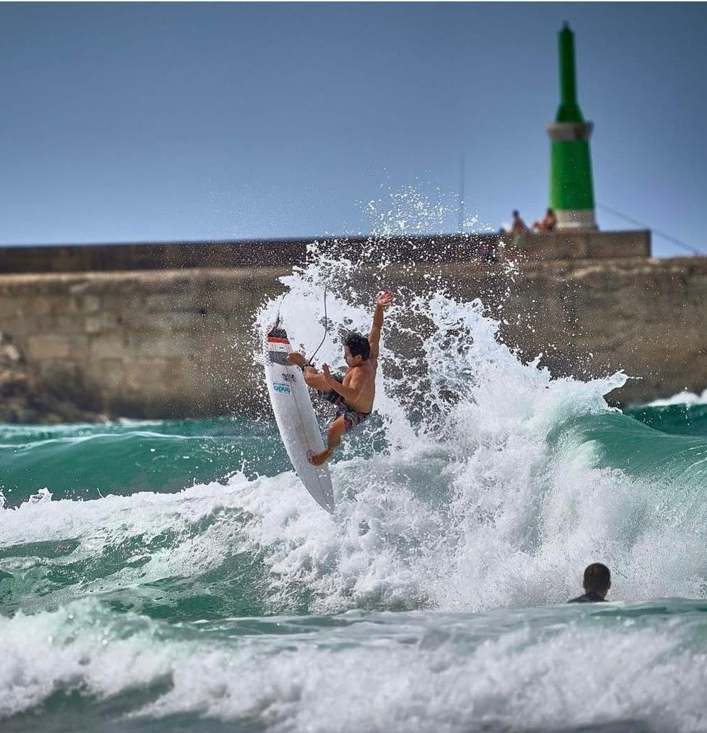 SURF COACH